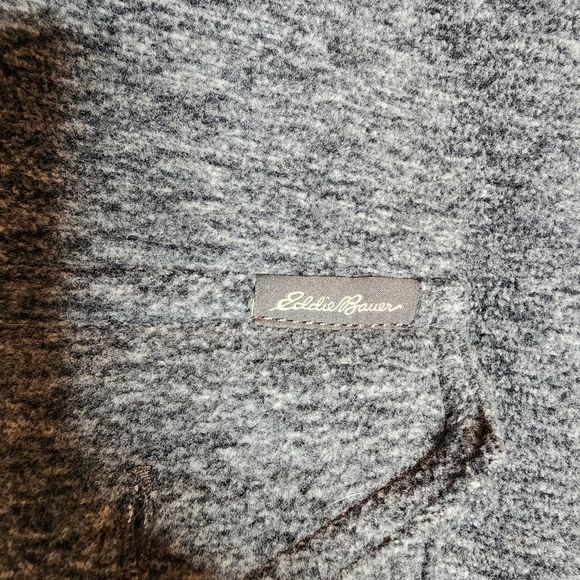 Eddie Bauer grey soft fleece long sleeve button down shirt. Men's size T2XL. - Picture 3 of 14